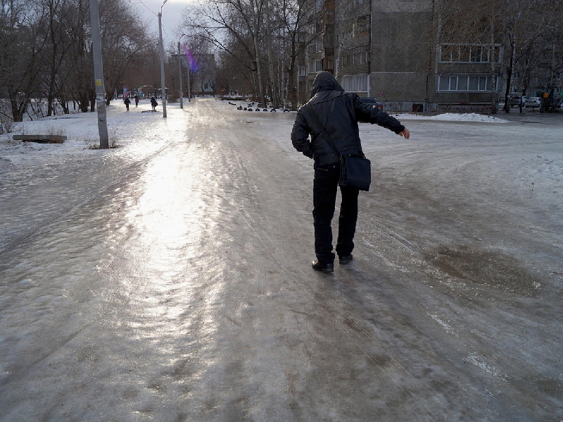 На дорогах гололед! Будьте осторожны!.