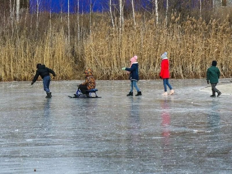 Тонкий лёд.