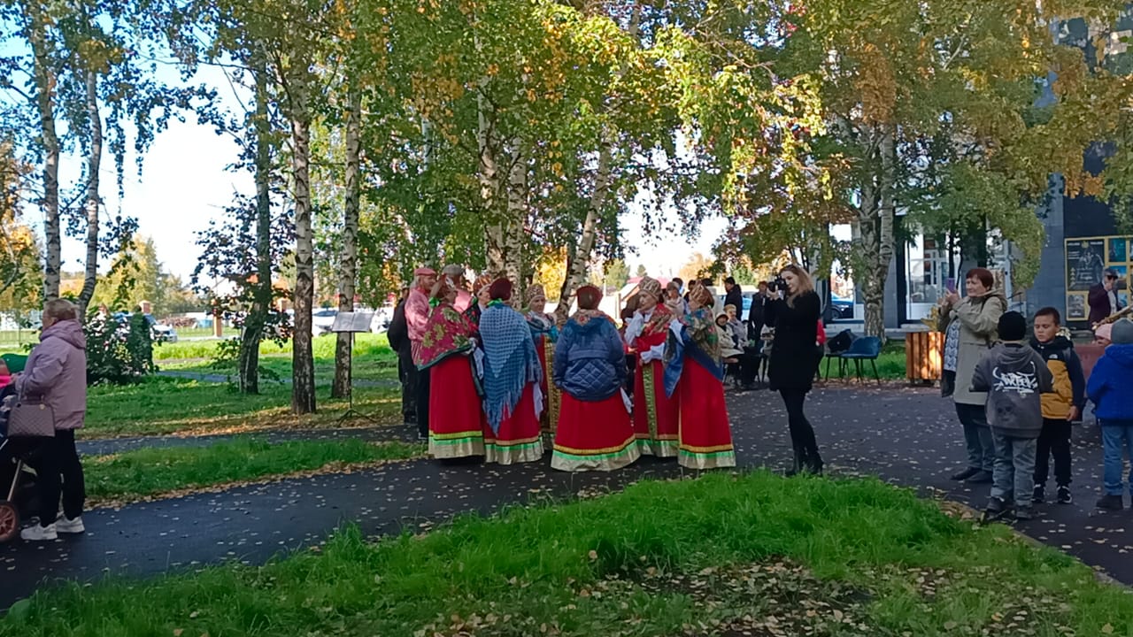 Золотая осень в сквере Комсомольский.